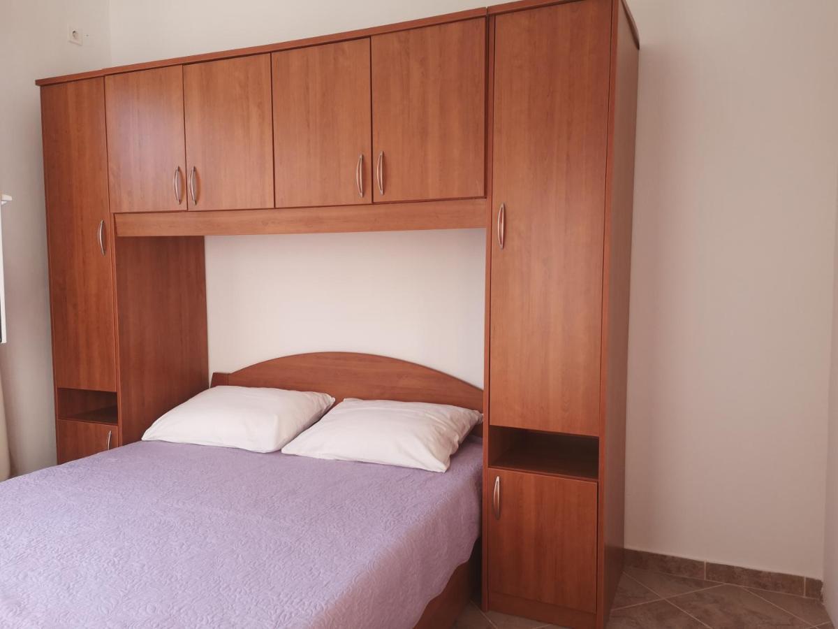 Apartman Nea ニン エクステリア 写真